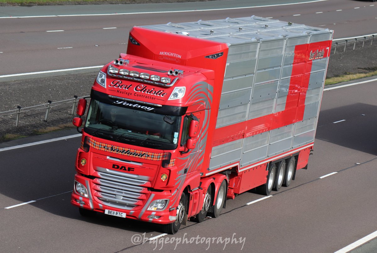 Very tidy outfit of Portsoy Haulier Bert Christie with <a href="/DAFTrucksUK/">DAF Trucks UK 🇬🇧</a> unit and tidy <a href="/Houghton_P_Ltd/">Houghton Parkhouse Ltd</a> livestock transporter <a href="/TrucknDriver/">Truck & Driver</a> <a href="/_transportnews/">Transport News</a>