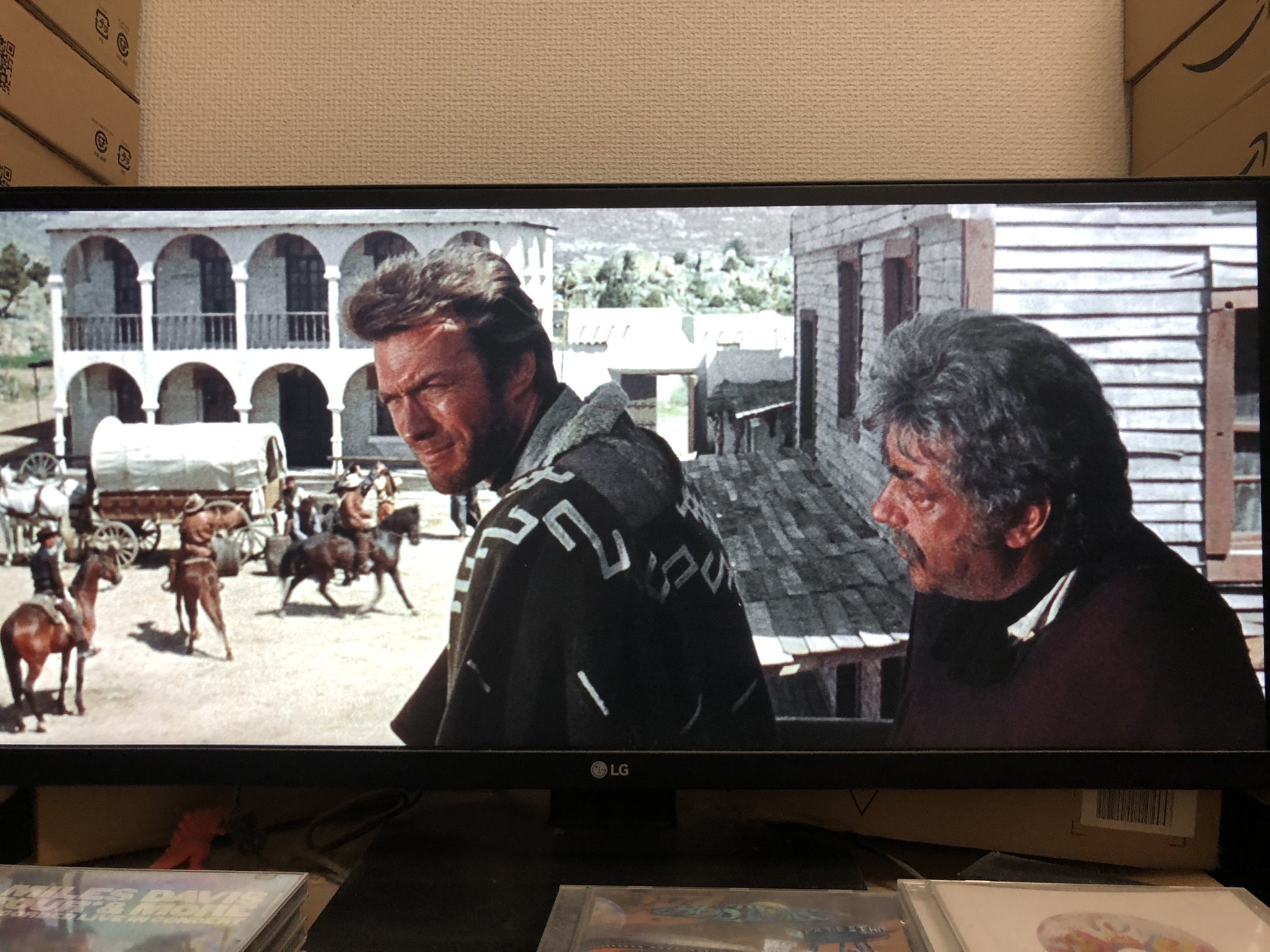 大澤遼 クリント イーストウッド主演の Fistful Of Dollars 荒野の用心棒 ラテンアメリカのスペイン語吹き替え版 字幕なし 25分経過 噂のラモンを演じたジャン マリア ボロンテの登場です ちょうどいい登場時間ですね しかし 享年