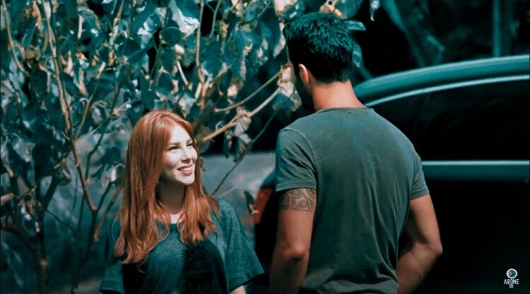 Tablo <<<< Bu resim💣

<a href="/baris_arduc/">Barış Arduç</a> <a href="/elcnsng/">Elçin Sangu</a> 
#barisarduç #ElcinSangu