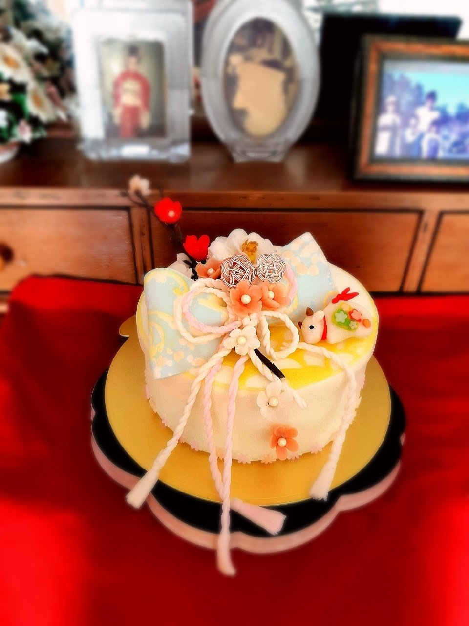 あんcoco 今年のケーキ作り 丑さんが可愛いな しかし梅の花が枝から何度も落ちたり 飾り紐はちぎれるしﾊﾗﾊﾗでした 今玄関に魔除け で飾っています パウンドケーキは日持ちするので助かります T Co Dbnasdgpro Twitter