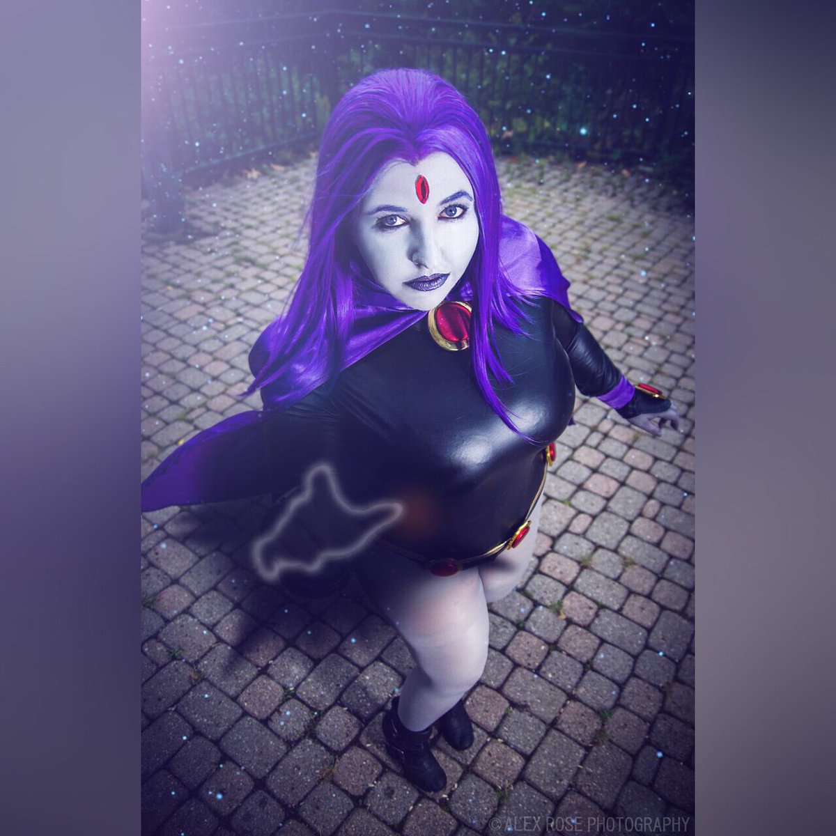 CandyCosplays's tweet image. Raven from Teen Titans .
..
Photo by : @MsAlexRose . 
..
#teentitans #raven #raventeentitans #ravencosplay #raventeentitanscosplay #dccomics #dccomicscosplay #cosplay #cosplaygirl