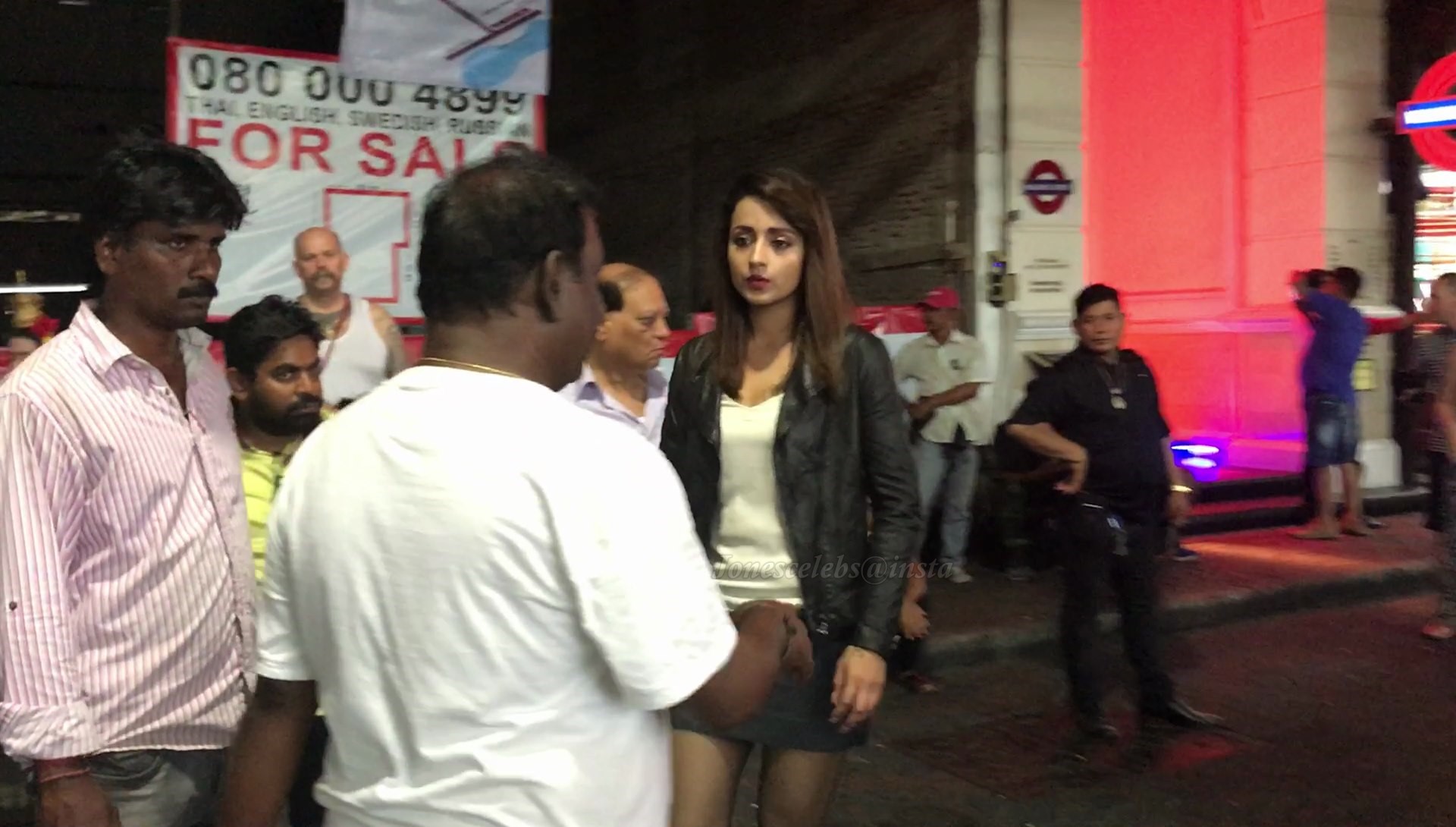 EqyqCblUwAAW5p-?format=jpg&name=large