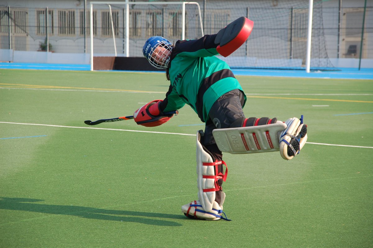 Karan Wheatcroft (@wheatcroftkaran) on Twitter photo If you are a ladies #hockey #goalkeeper based in Merseyside stranded from your club then <a href="/FormbyHC/">Formby HC</a> would love to hear from you. We can help with local games & <a href="/EnglandHockey/">England Hockey</a> qualified coaching. Please RT <a href="/Northhua/">North HUA</a> <a href="/women_hockey/">Lancashire Women's Hockey League</a> <a href="/JulieLongden/">julie longden</a> <a href="/swjfox/">Simon Fox</a> <a href="/cappercoaching/">Phil Capper</a> @DavidEllcock If you are a ladies #hockey #goalkeeper based in Merseyside stranded from your club then <a href="/FormbyHC/">Formby HC</a> would love to hear from you. We can help with local games & <a href="/EnglandHockey/">England Hockey</a> qualified coaching. Please RT <a href="/Northhua/">North HUA</a> <a href="/women_hockey/">Lancashire Women's Hockey League</a> <a href="/JulieLongden/">julie longden</a> <a href="/swjfox/">Simon Fox</a> <a href="/cappercoaching/">Phil Capper</a> @DavidEllcock