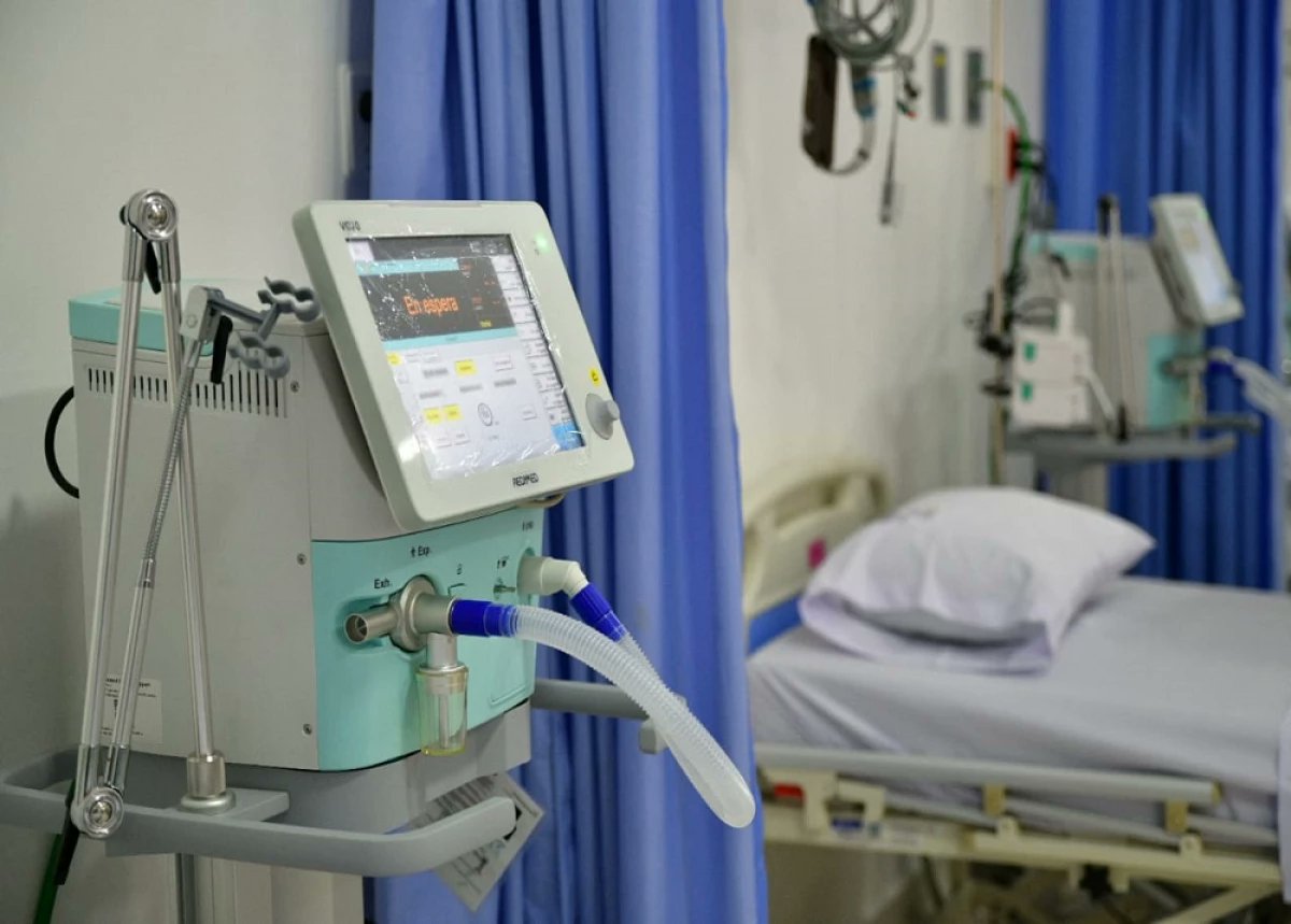 BluRadioCo's tweet image. Camas UCI en Bogotá al límite: advierten colapso y Alcaldía recomienda cuarentena a viajeros
#VocesySonidos 
bit.ly/3b4yjCc