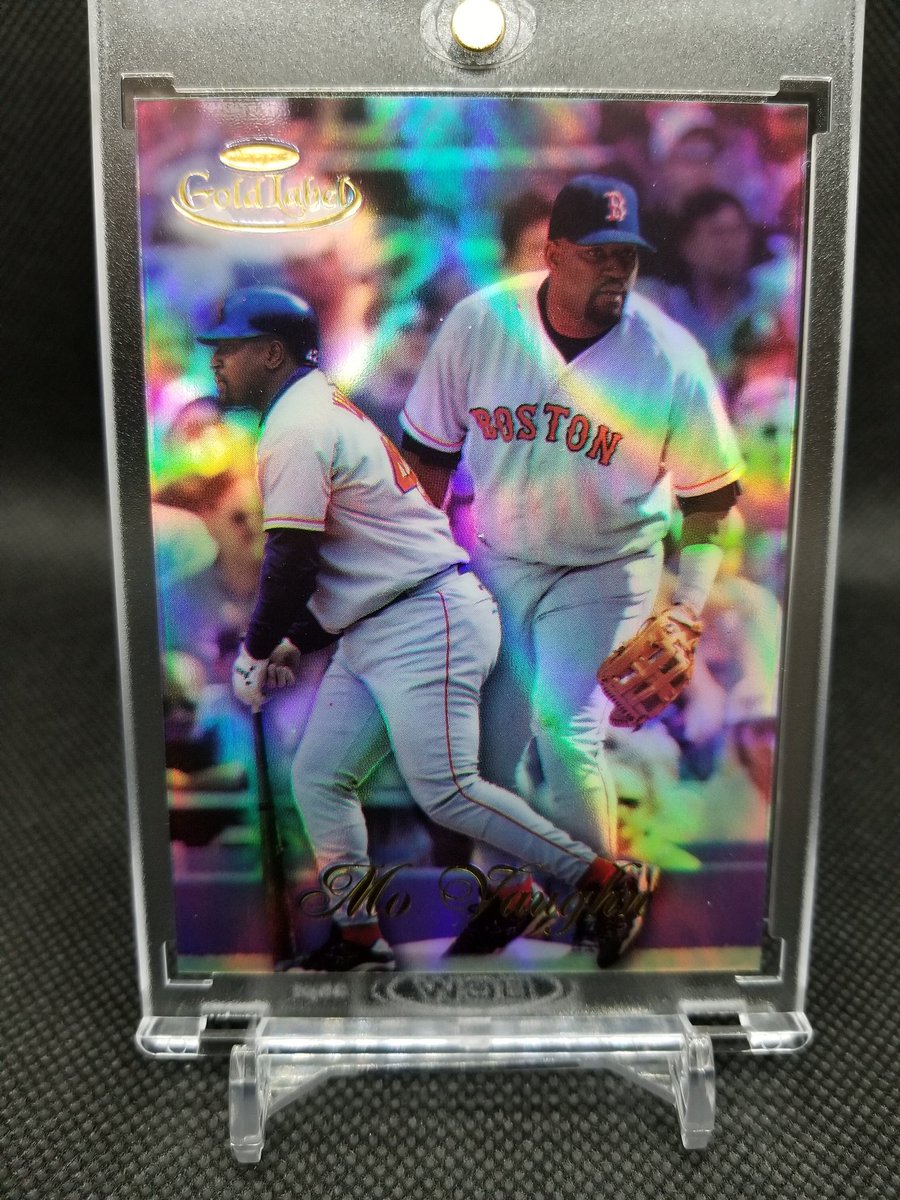 Kohe_mopump's tweet image. ゴールドラベルの1/1。昔はフォントの色変えるとか、もうちょいこだわってほしいなと思ってたけど1/1はめちゃめちゃ光るパラレルのようだった。 #mopower