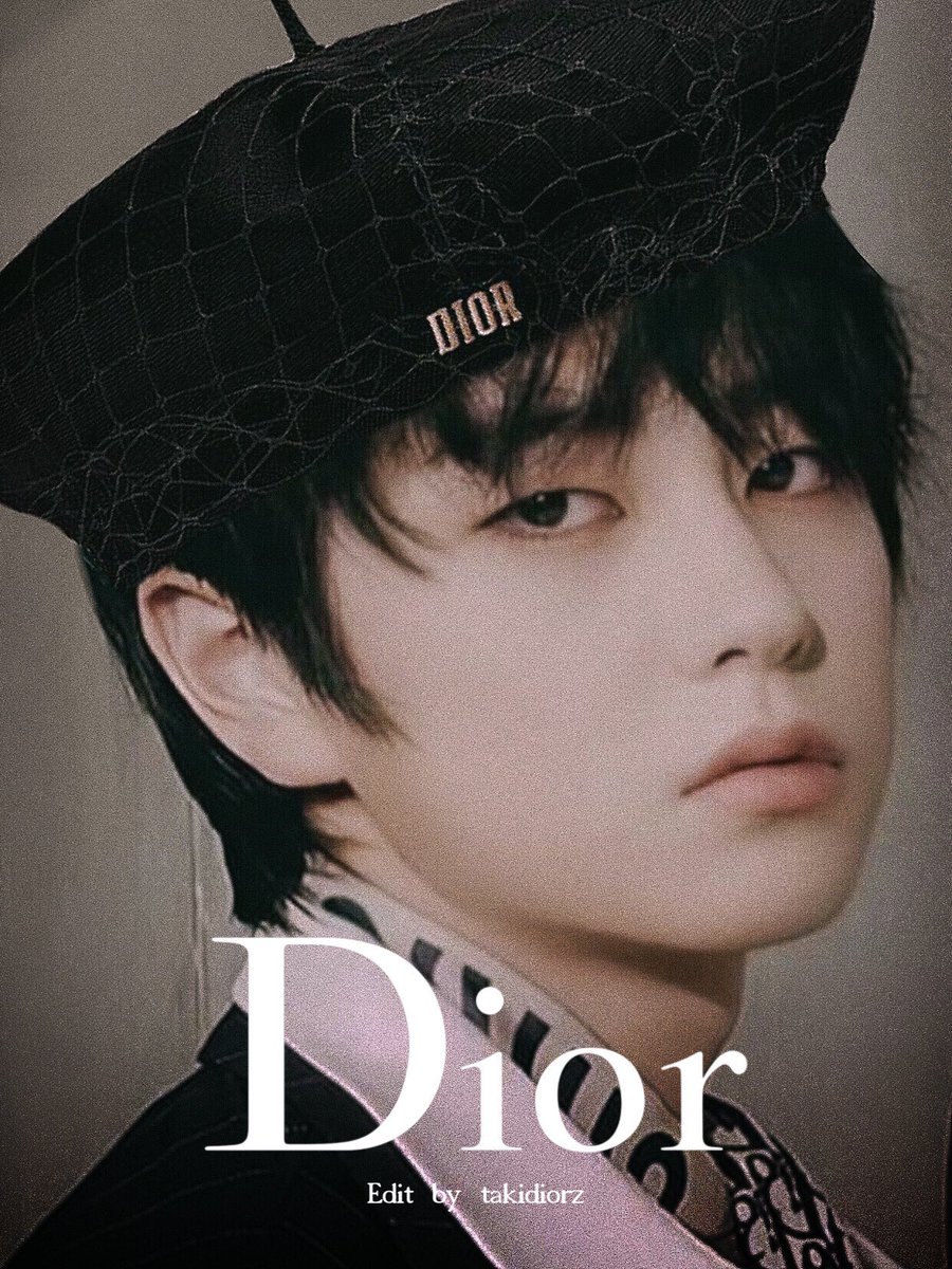 takidiorz's tweet photo. #TAKI : for dior!
#BigHitJP_Boys #BigHitJP_Taki https://t.co/R9eoGVrnwa