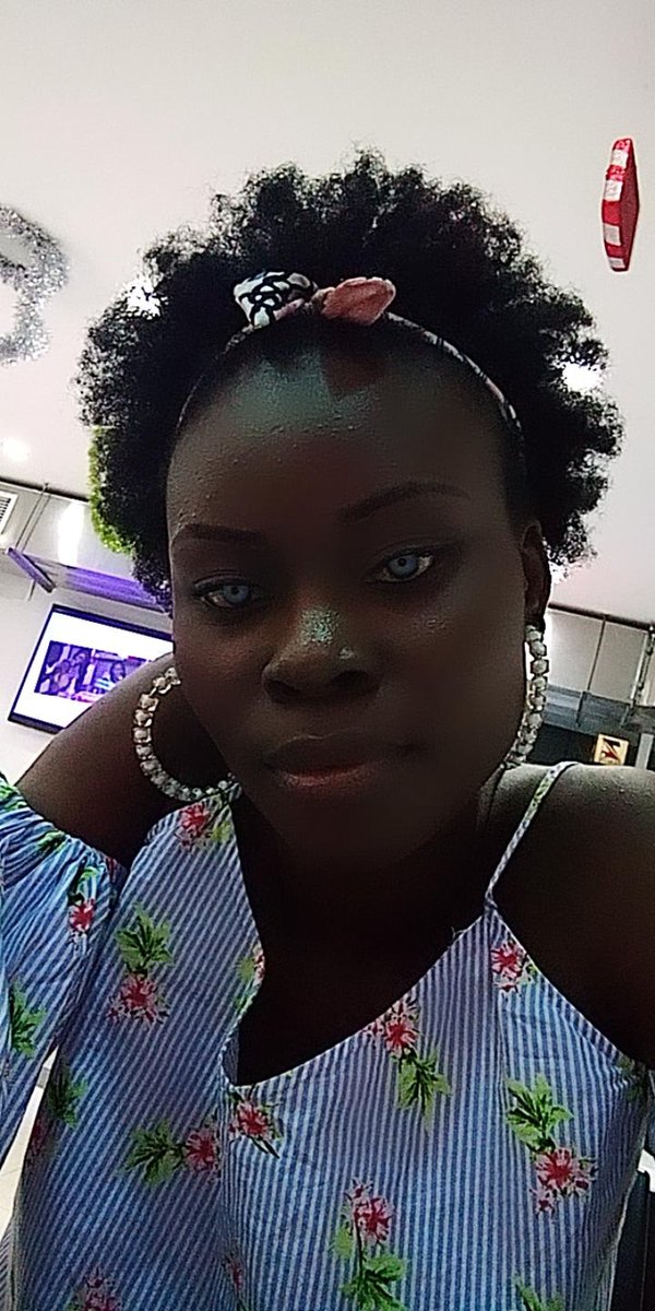 AzibatoH's tweet image. Lord perfect my steps
#blueeyes
#Model