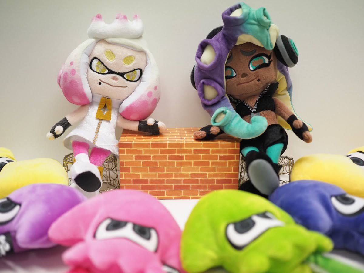 OTH_Home's tweet image. Off the Hook are now On the Line! 💚💚💚