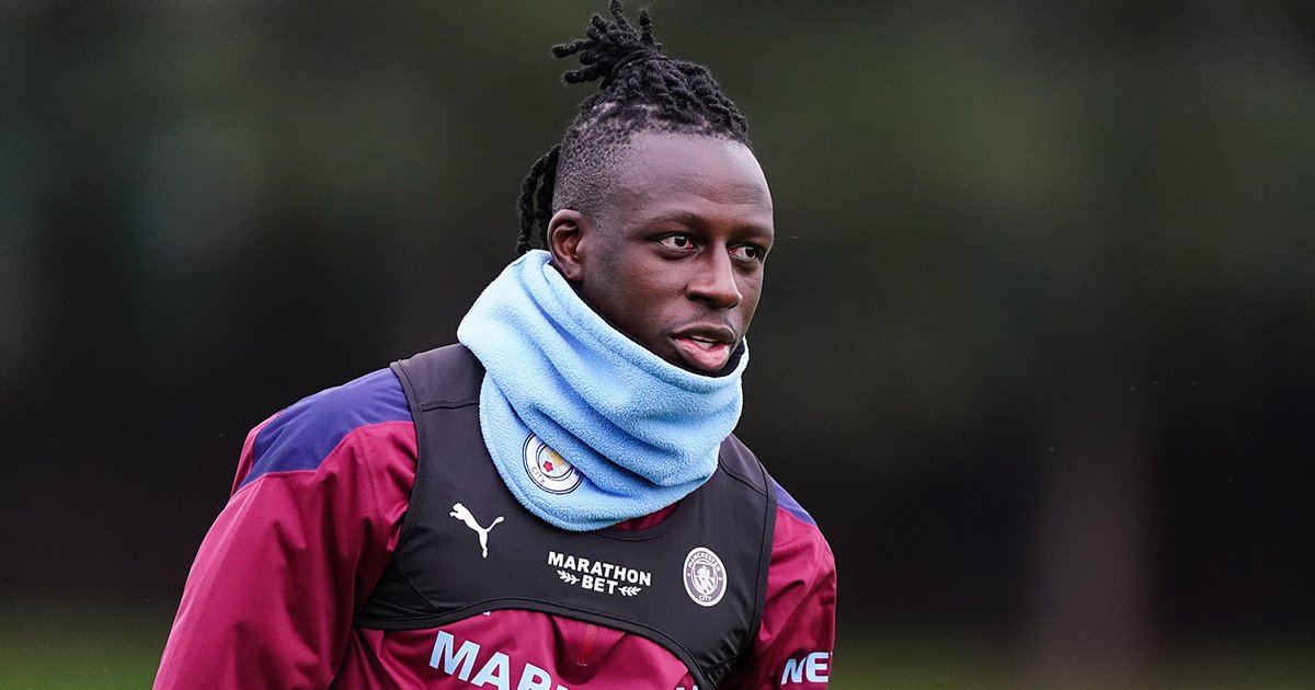 Eurosport_FR's tweet photo. Benjamin Mendy au coeur d’une polémique pour avoir enfreint le protocole sanitaire pendant le Nouvel An

👉 https://t.co/VUkWqtqXEQ https://t.co/ruYi7ORrWF