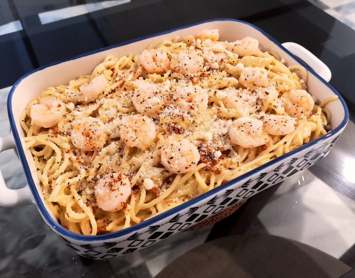 __sandrotorres's tweet photo. I always use toasted garlic bits as garnish but I make it special by cooking it with butter and Worcestershire sauce.. It's basically beef salpicao without the beef and it helps elevate any dish. โค๏ธ
#kitchenomics https://t.co/00CDnkukQX