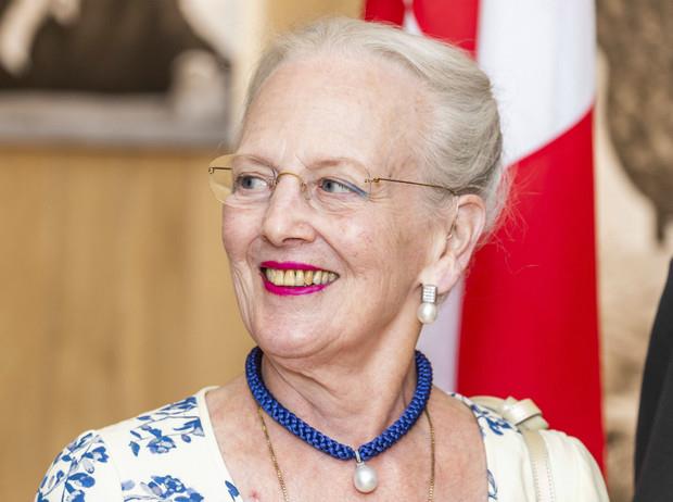 Королева маргрете ii. Королева дании маргрете. Король и королева дании сейчас. Дания монархия. Датская королевская династия.