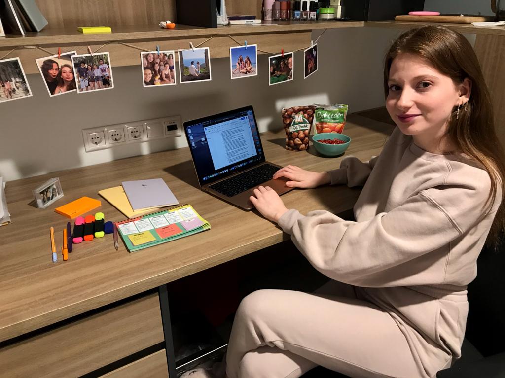 Uzaktan çalışmaya yeni mi başladınız ya da başlamayı mı düşünüyorsunuz? Öyleyse, sizlere yardımcı olacak tavsiyelerim var! 
<a href="/Comdjournal/">Bilkent Post Ankara</a>

Home Office Çalışma Şekline Yeni Başlayanlara Tavsiyeler ve Home Office'in Avantajları - Ankara'da Home Office ankaradahomeoffice.weebly.com/1/post/2020/12…