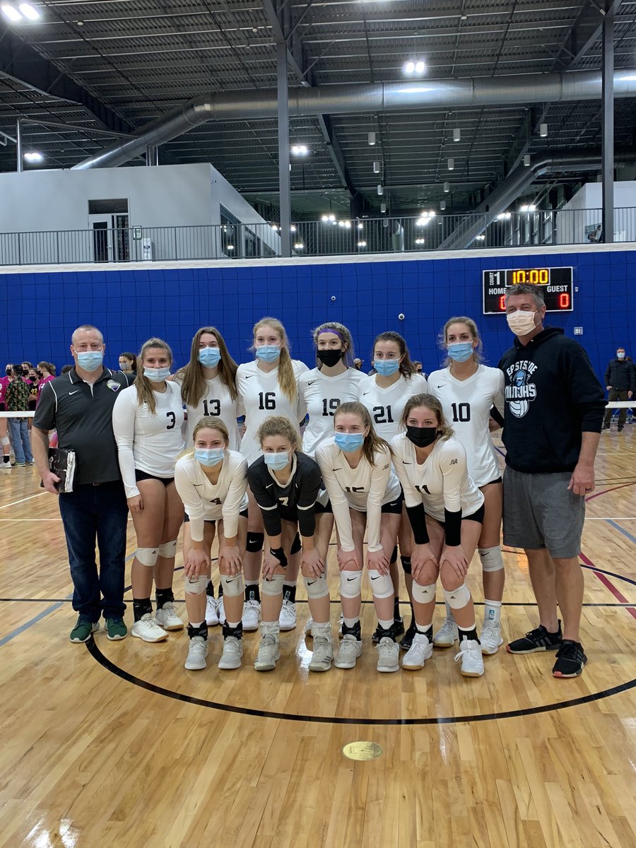 LHasselbacher's tweet photo. Fun 2 day tournament at the TBK center!! Finished 4-1.. ESVBC 18 Ninjas!!! Let’s GOOOOOOO!!#prepdigevents #quadcitiesclash #volleyballgirls https://t.co/fB12a7SGZy
