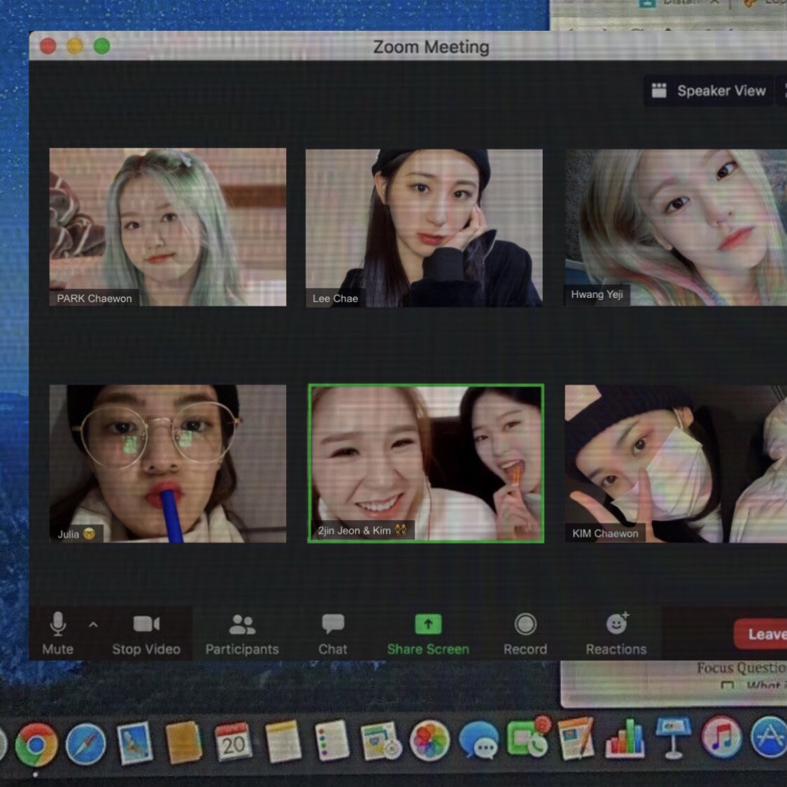 kimlipthinker's tweet photo. #GOWON: zoom thingz with my girls 🤪 https://t.co/jUO2CYEY5i