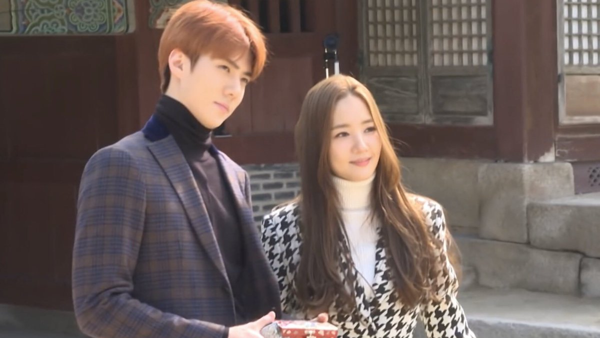 xunhuas's tweet photo. Oh Sehun x Park Minyoung as:

         Models ✨             Detectives 🔎 https://t.co/vHTwyBHyy5