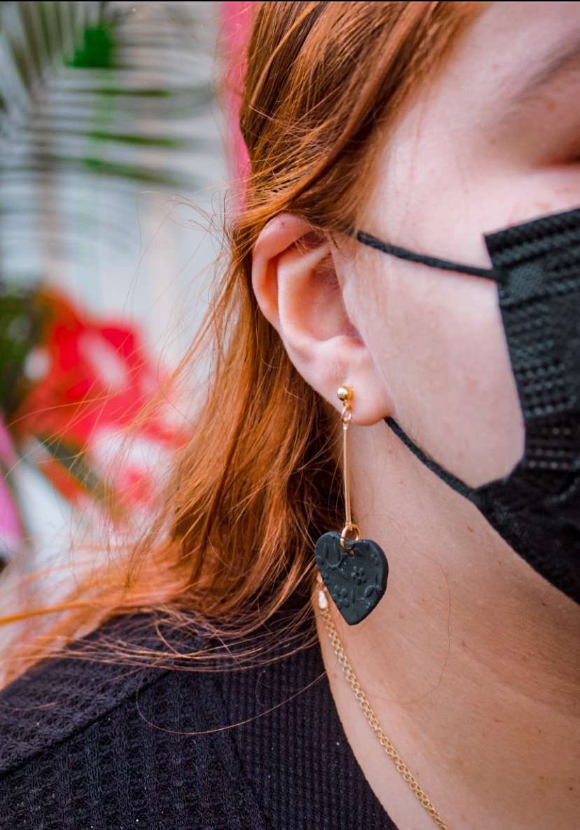 m0nsterrat's tweet photo. i normally don’t post on twitter but i just did my first ever “photoshoot” for the earrings i make and im sooo happy w/ how they turned out

go check my page out on insta @/monserratscreationss 👉🏼👈🏼 https://t.co/kq3cTpJKg2