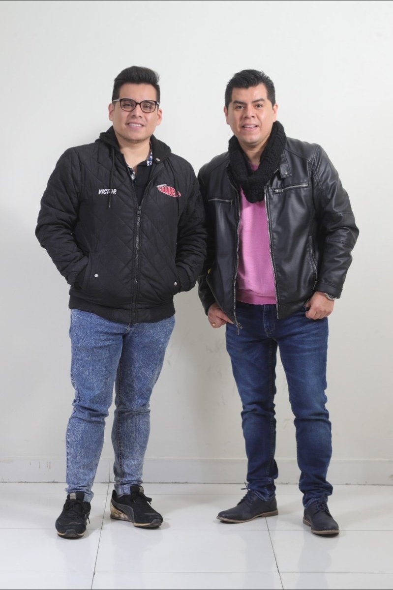 #LaMúsicaNoDebeParar 🎶🌎
<a href="/orquestacandela/">ORQUESTA CANDELA</a> #victorYaipen #DonaldYaipen
#Cumbia ❗❗❗