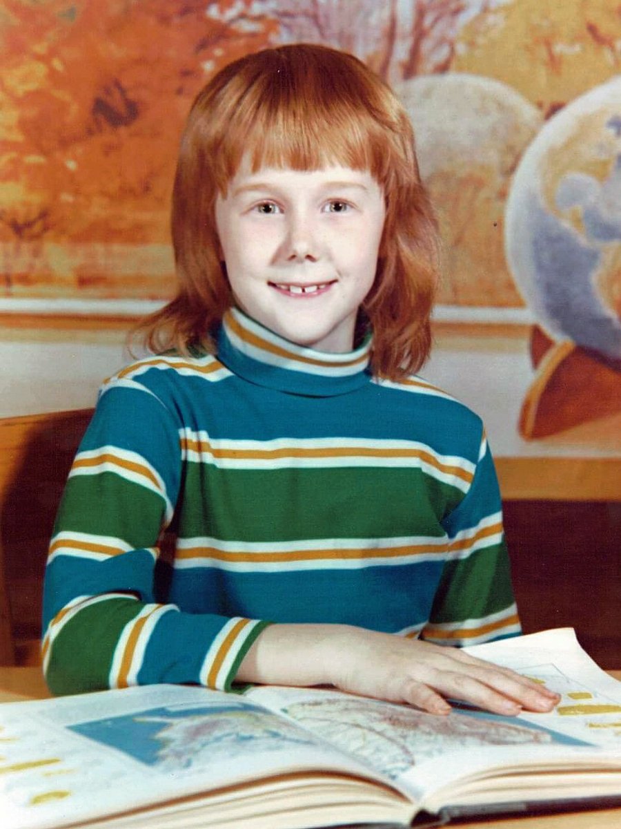 Every now and then, this photo of me in 2nd grade (age 7) pops up and makes me extraordinarily thankful for my parents taking me to the orthodontist for braces a few years later, regardless of how much I cried and screamed about it.  #AwkwardChildhoodPhotos