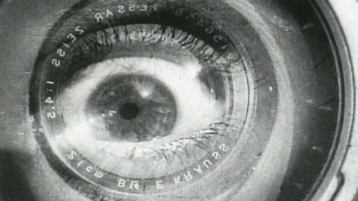 openculture's tweet photo. Free MIT Course Teaches You to Watch Movies Like a Critic.

Watch Lectures from "The Film Experience" 

https://t.co/YmS6Og2FaL https://t.co/K1jRUPwXGw