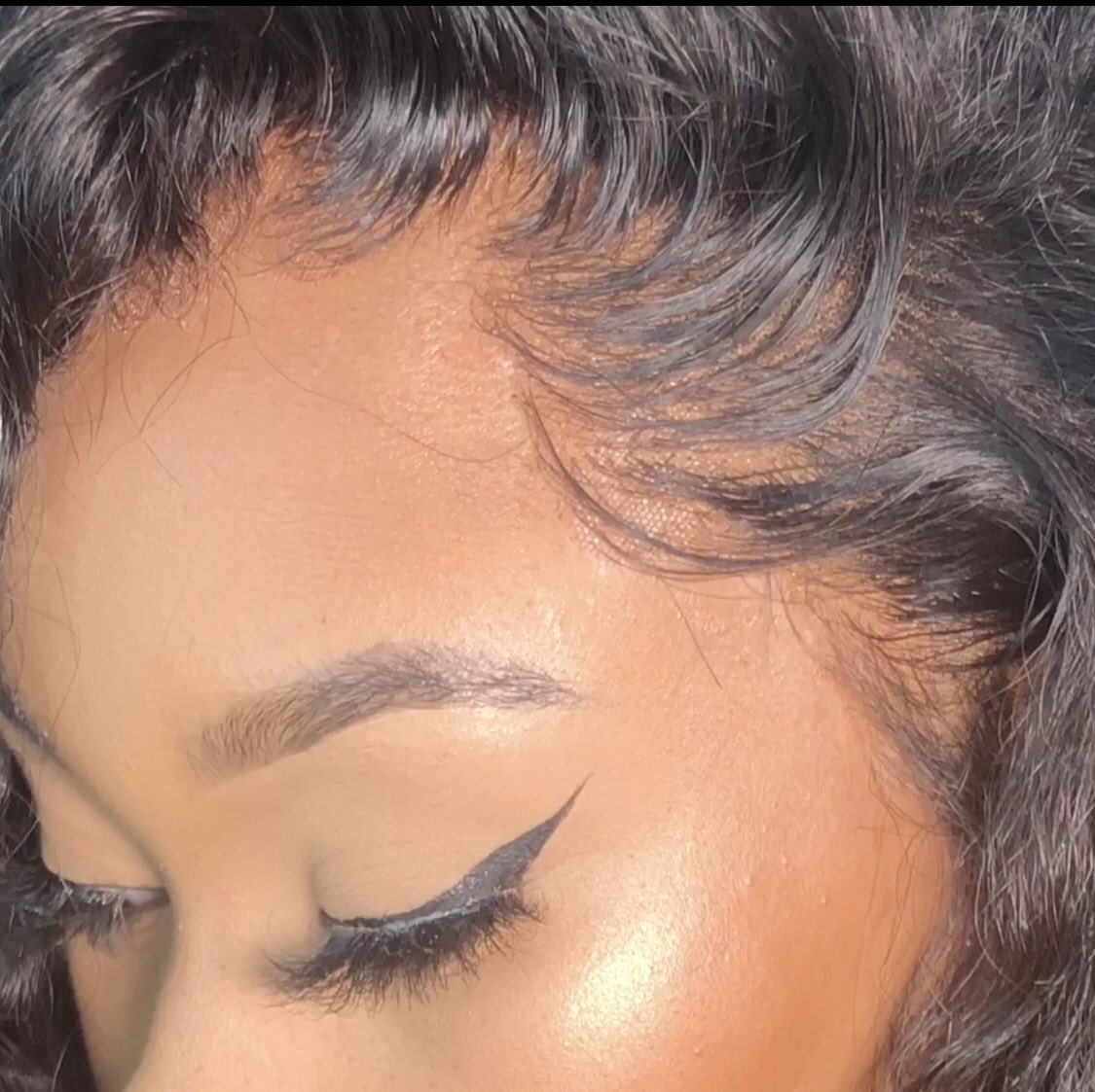seraiahartistry's tweet photo. Might as well plug myself ‘The Low Hairline Specialist’. Follow me on Instagram @seraiahartistry. Based in NW London. Do hair and makeup. #talkswithAsh https://t.co/6g12se5yUu