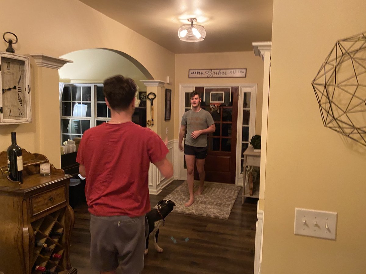 Veteran_USARMY's tweet image. Grown ass men now ... but still our boys ⁦@ChCassan⁩ #hoopin