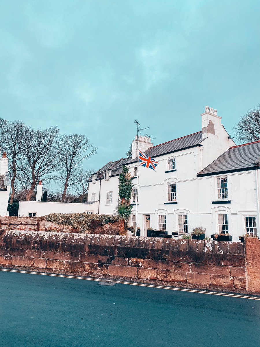 7. gün çekimlerinden Bugün Merseyside'daki Metropolitan Borough of Wirral'daki Wallasey kasabasının bir bölümünü oluşturan bir sahil beldesi New Brighton’da çekimlere devam ettik.