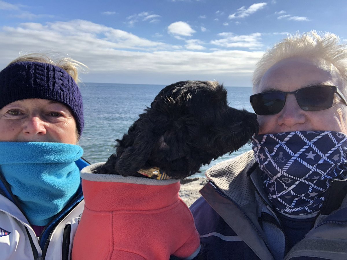 ChrisCapeComp's tweet image. It’s a family affair this #winterwarrior Mary  White and Molly