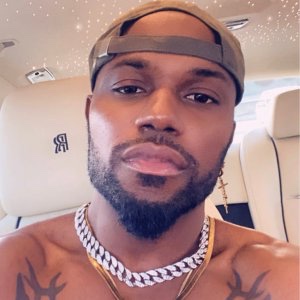 Paigewwe02's tweet image. Come and see 🔱Lᴼᴿᴰ 〽️ᴵᴸᴬᴺ🤴's LIVE in #BIGOLIVE: The house of Milan retreat 🤴🏽🔱   bigo.tv/sid/2471283978…
slink.bigovideo.tv/hFv1mP