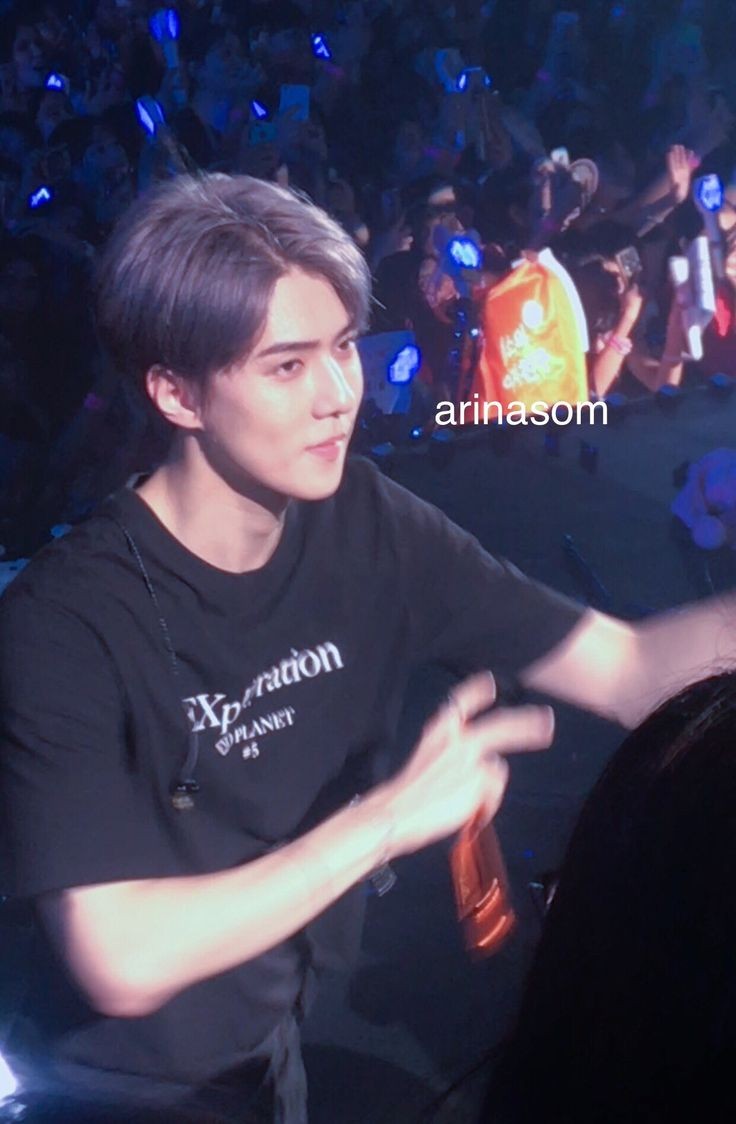 hourlyohsehun's tweet photo. #SEHUN #세훈 @weareoneEXO https://t.co/NBD28xav8Q
