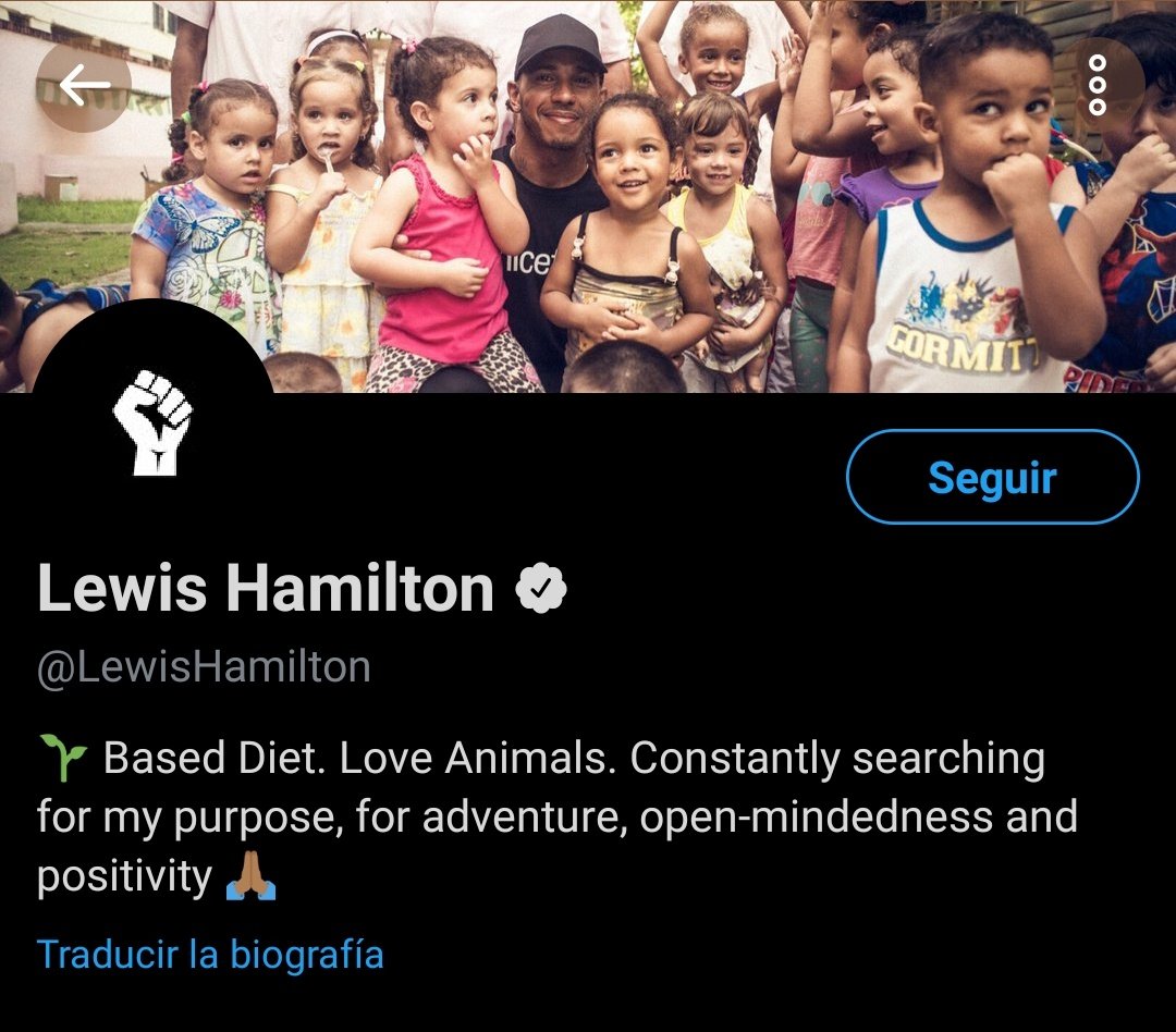Fonsbg's tweet photo. 🔥🔥🔥 OJO al MEGATÓN INTERESTELAR 💣💣💣

LEWIS HAMILTON ha ELIMINADO de su PERFIL la frase "MERCEDES F1. DRIVER" 😱😱😧, ¿¿¿Es el FIN del inglés EN LA F1???? 🧐🧐🧐 https://t.co/OHJgZBAXdP