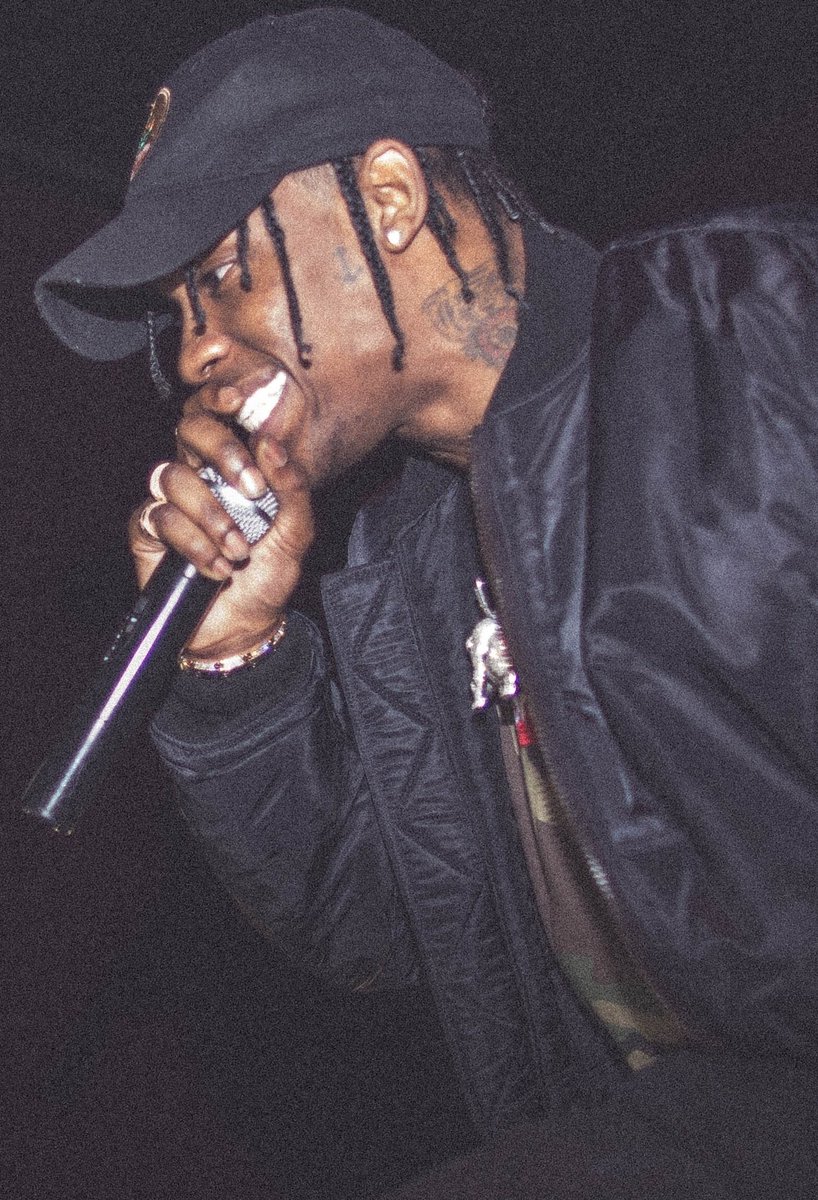 7)Travis Scott Top 10 Songs:1)Through The Late Night 2)902103)Pick Up The Phone4)Stargazing5)Sicko Mode6)Drugs You Should Try It7)Apple Pie8)Oh My Dis Side9)Goosebumps 10)Sdp Interlude (Extended)