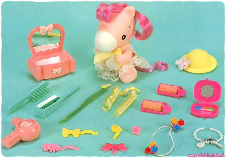 pixlotl's tweet photo. toy design has all been downhill from here https://t.co/2rexDJJuQl