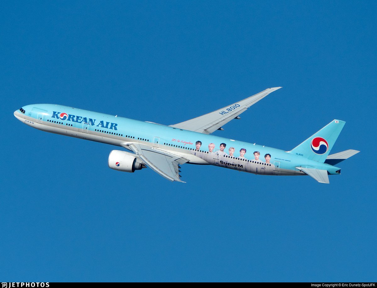 JetPhotos tweet picture