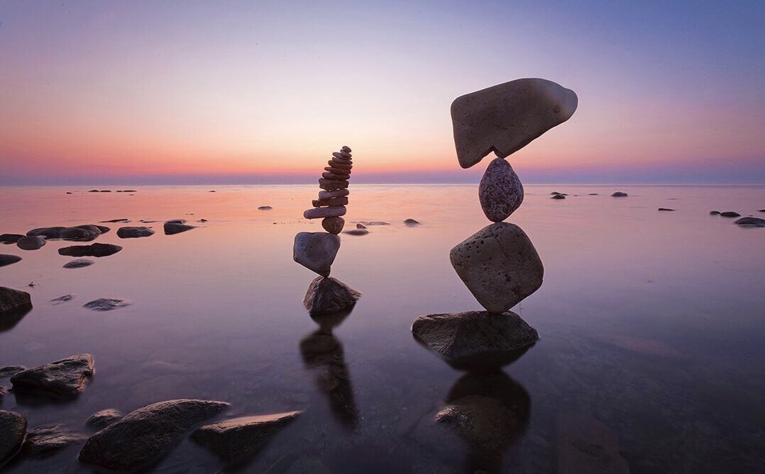 02 ||Ini sangat membantu proses kepercayaan diri utk merdeka. Kiprahnya yg mendunia membuat rakyat semakin percaya. Tapi, Sang Waktu punya hukum sendiri. 20 tahun tidaklah cukup utk meraih cita2 Kemerdekaan. Butuh waktu lebih utk menjadi seimbang. #morebalance