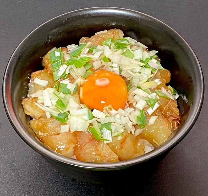 朝からエビの漬け丼作った。🦐🦐🦐 
