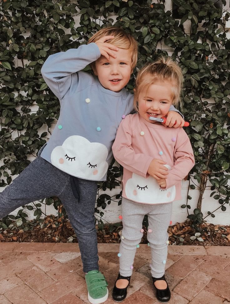 They can’t wait for their baby sister to arrive ❤️

<a href="/TroutyKen/">Sam Evans</a>