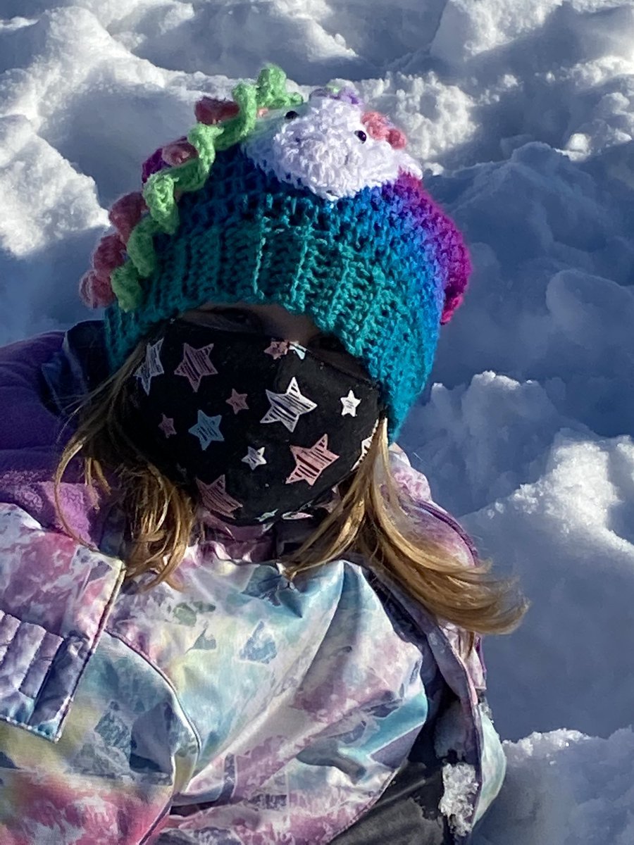 Mrs_Ps_class's tweet photo. Winter fun. @tbc_schools  @TBCDSB_Hornets @ThunderBayOECTA #winterfun https://t.co/RgDzCyWJlm