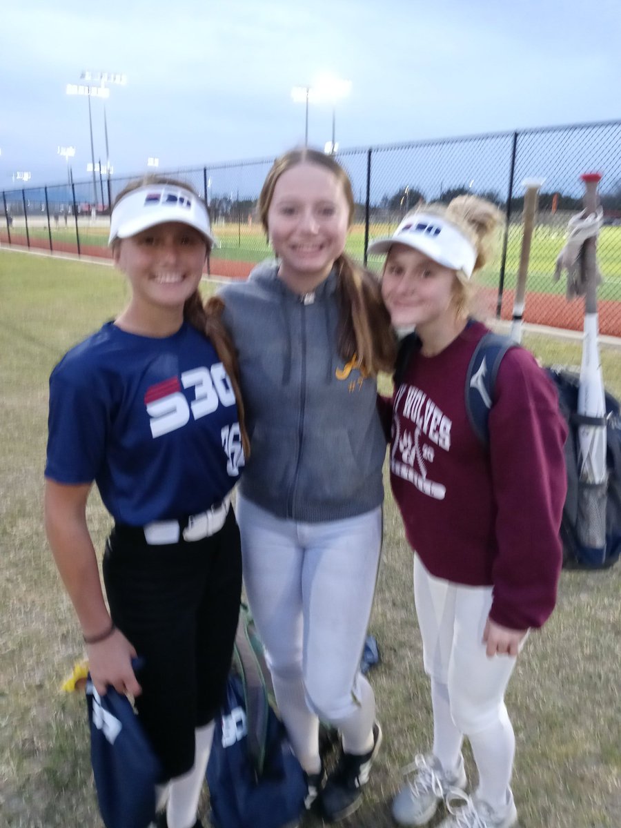 AddisynBerry's tweet photo. Having a fun time at Select 30 in Viera. Day 2 a good one. Ready to finish strong  for Day 3. #Green8 #Viera @usssaspacecoast https://t.co/ulmxnSCXhS