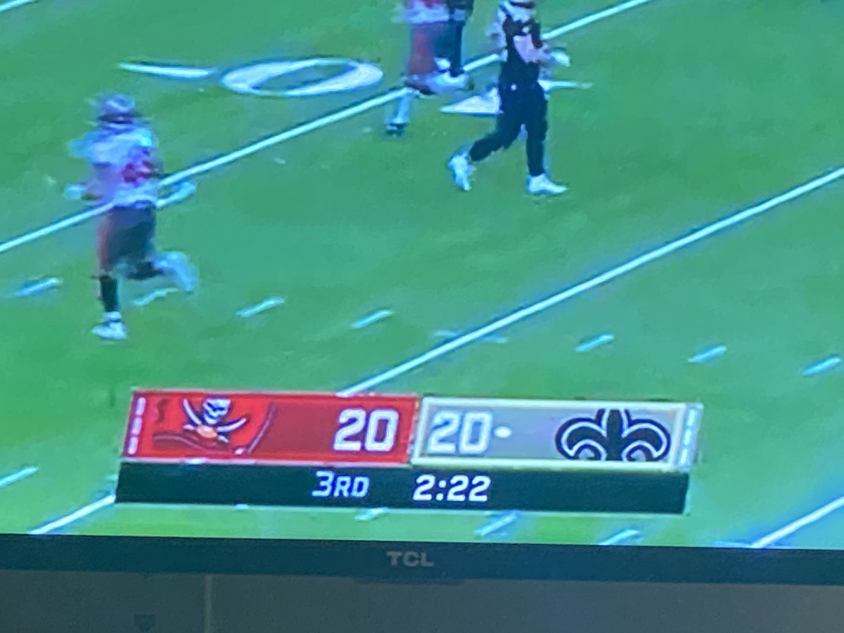 TheAaronWolf's tweet photo. I’m having PTSD.  #Score 

#NFLPlayoffs #saints #Bucs #2020isoverparty https://t.co/gmBWpaj9MY