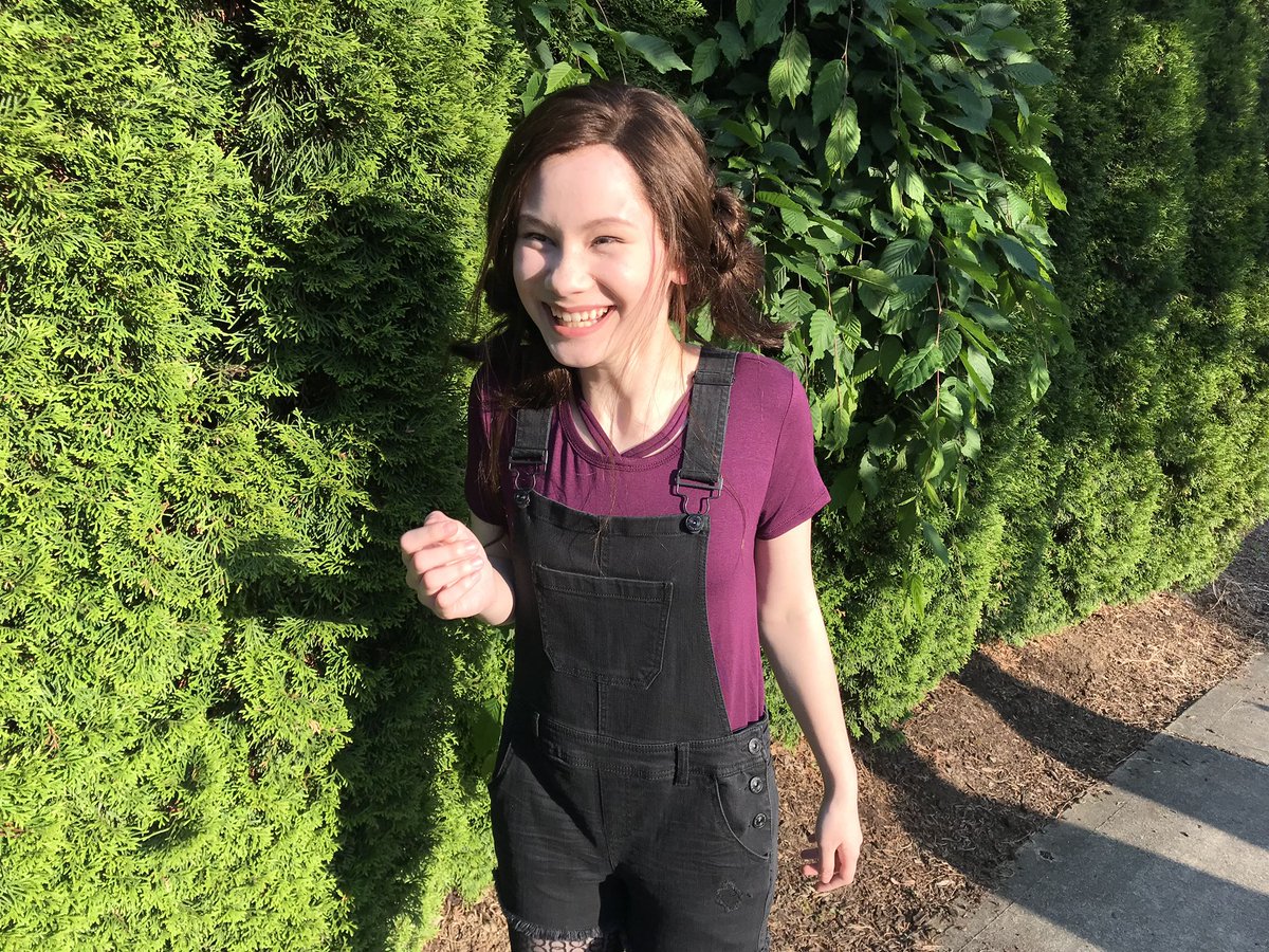 *cracks knuckles* HERE’S where we get into the really fun stuff. the whole reason why i wanted to make this entire thread in the first place.i present to u......Michelle Vu. alternate dimension Buck.