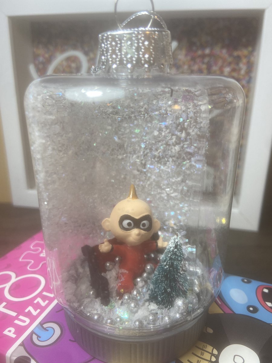 WunderlichEmily's tweet photo. New ornaments coming soon....  $14 each with free shipping fees https://t.co/j0HjpkOTav