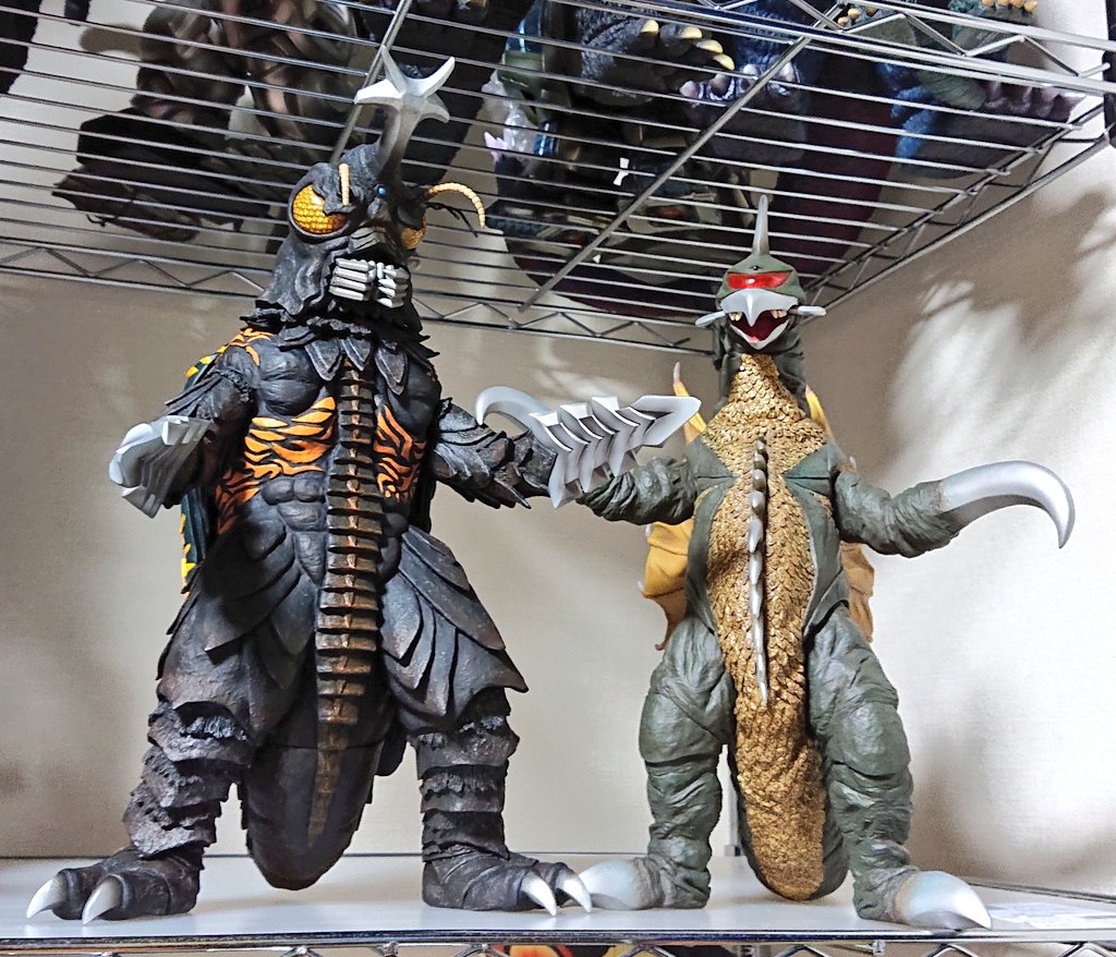 フリースタイル-ホビー店新品 エクスプラス 東宝30cmシリーズ ゴジラ対