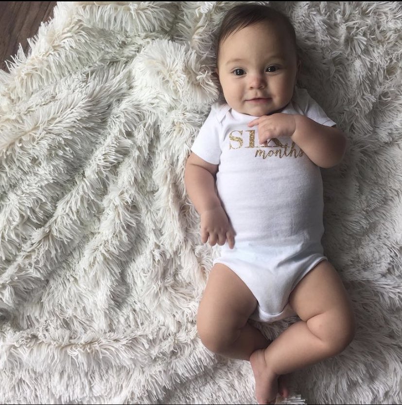 candiceabrasil's tweet photo. Candice publicou essas fotos antigas da Florence May King, desejando feliz aniversário. Hoje ela está completando 5 aninhos. 🥺💖 https://t.co/RzVVKJi0I6