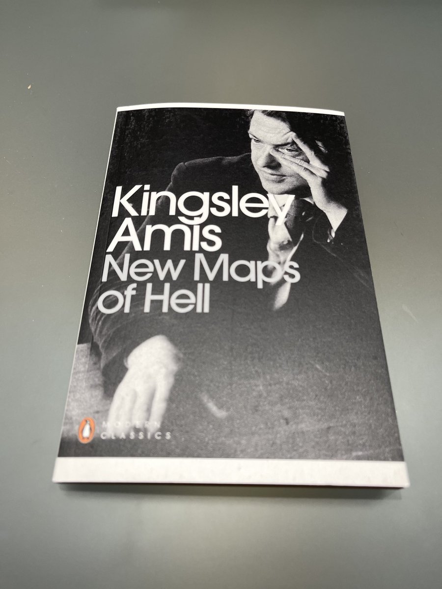 DavideAlemani's tweet photo. Finalmente è arrivato. Consigliato direttamente dal genio ⁦⁦@makkox⁩ . Il weekend ha trovato il suo scopo. #kingsleyamis #scifi #newmapsofhell https://t.co/bNIJemgftW
