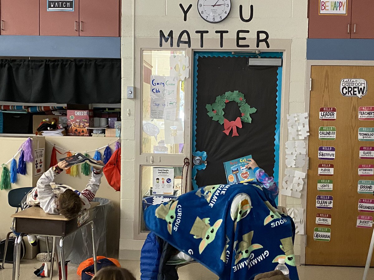 Pajamas and a good book... recipe for a perfect Friday 😍 We were SO excited to kickoff the Warwick Reading Challenge.... 4-O Is ready to read for some hot chocolate  📚