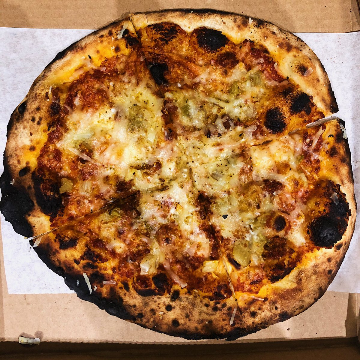 Tammy's tweet photo. Fun delivery tonight from #LonelyHunterPizza, @johnnyspero’s pop up at @reveriedc: killer little gem salad + Nduja 🍕, 🍔 and Miso Peanut Chocolate Chip 🍪🍪🍪s! #DCtakeout https://t.co/P2o0DupD9e