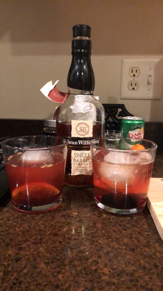 old fashioned tweet media