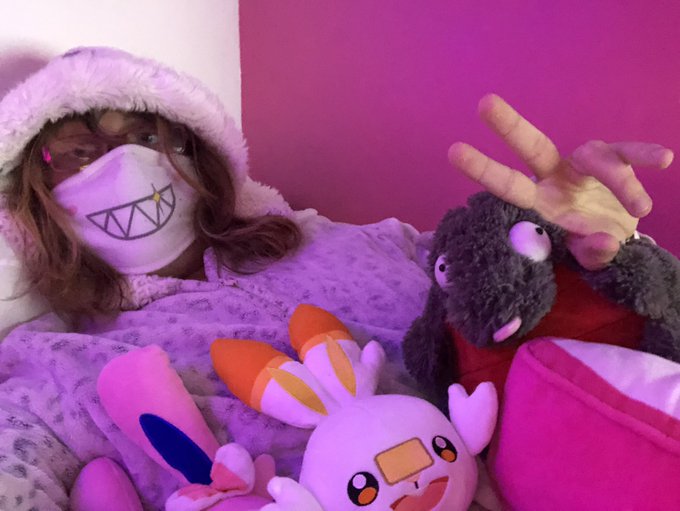 2 pic. #cosy uvu gettibg ready for animal cross dressing vibes https://t.co/ocfsvhGC7O