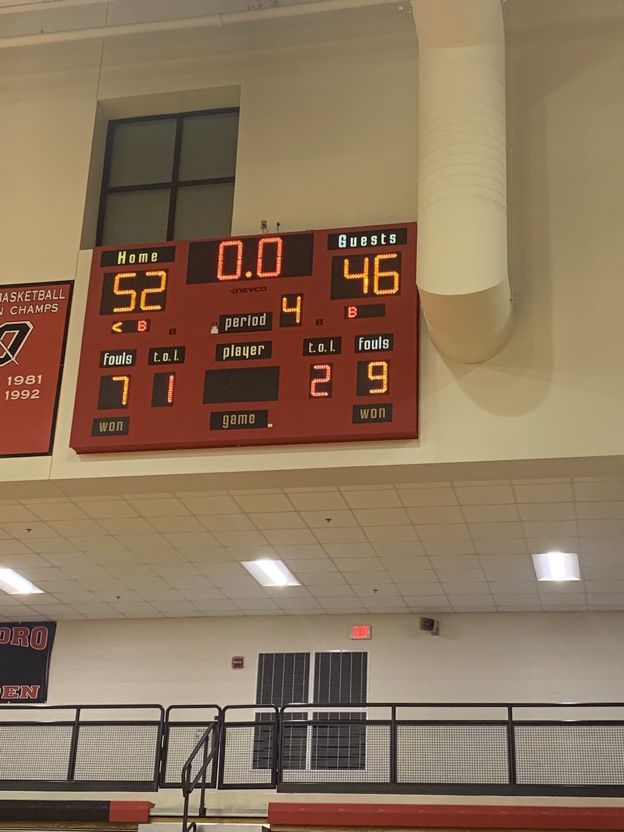 OHSsports's tweet photo. Congrats to our Lady Devils basketball team with a nice District win over Daviess Co tonight 52-46! Balanced scoring for OHS from several different players, great defense down the stretch and a great game plan from our coaches! Keep it up! #FILD https://t.co/MZDaWWHHB3