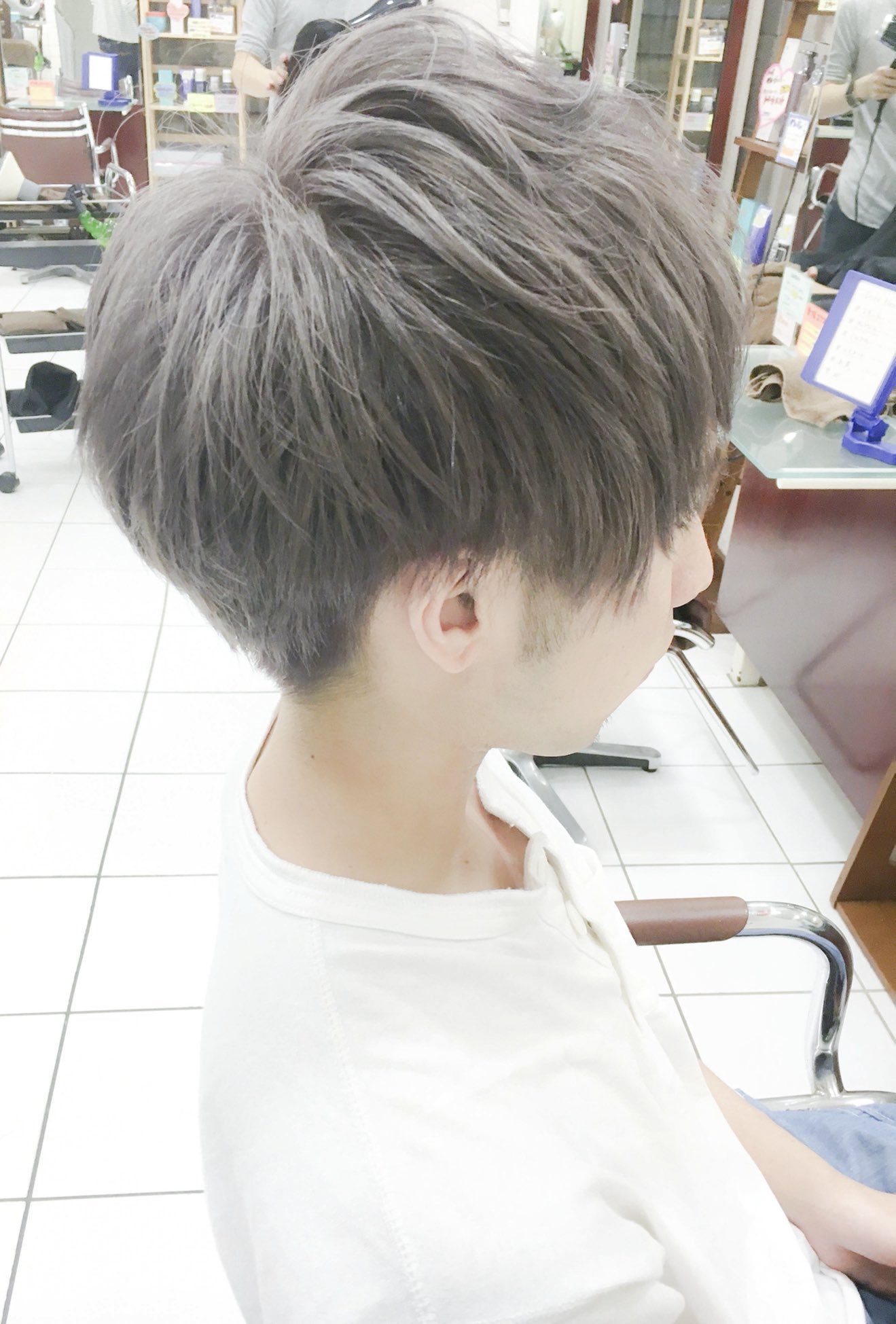 Twitter 上的 原宿 表参道ブリーチ グラデーション透明感ヘアカラー美容師 中村 清彦 メンズアッシュグレージュカラー ツーブロックヘアスタイル 原宿 表参道 渋谷 美容室 Daysデイズ デザインヘアカラー ヘアスタイル ブリーチカラー 青山 渋谷 成人式ヘア